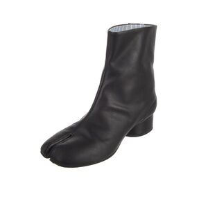 Maison Martin Margiela Tabi Boots Classic in Black